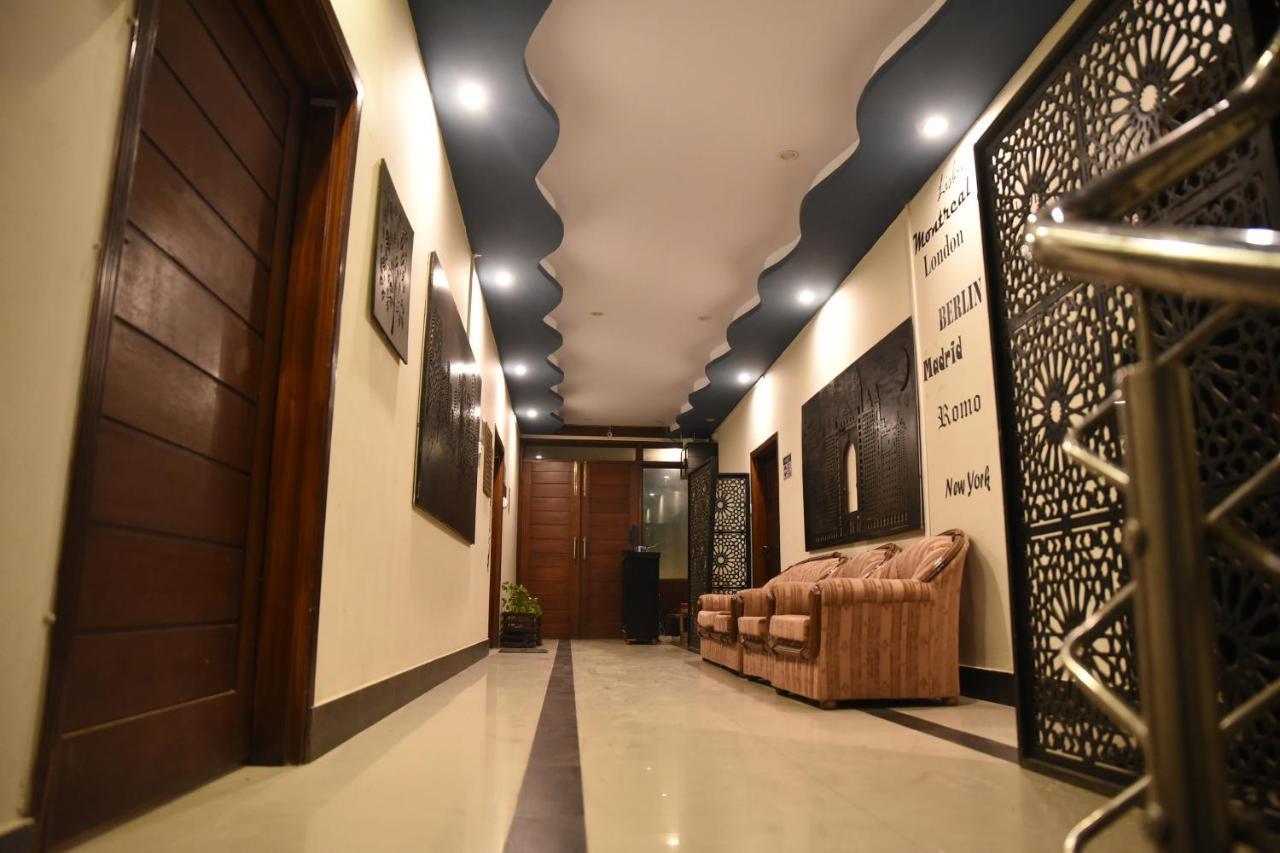 Republika Urban Apartment Abbottabad Bagian luar foto