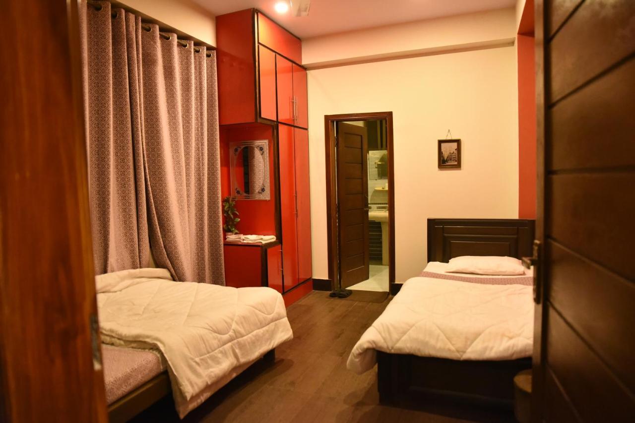 Republika Urban Apartment Abbottabad Bagian luar foto