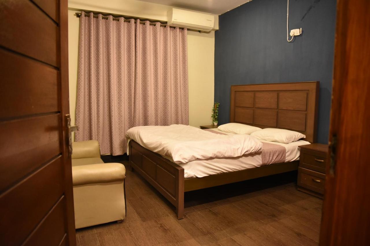 Republika Urban Apartment Abbottabad Bagian luar foto